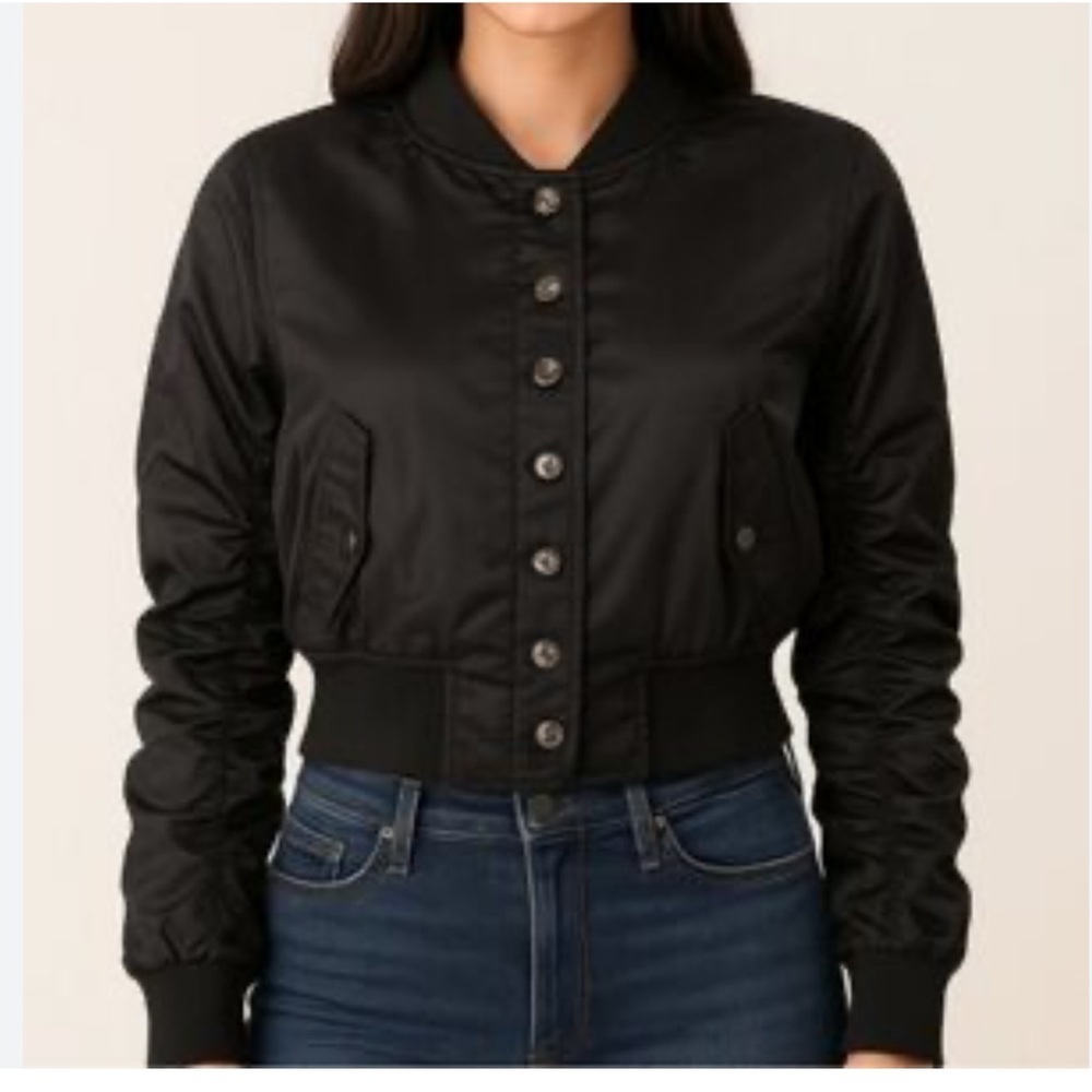 Choosy Black Cropped Button Up Ruched Sleeve Bomber Jacket Size 14